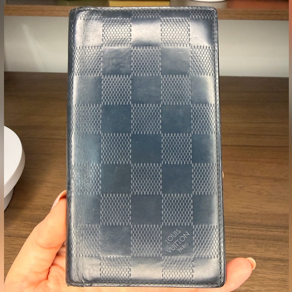 Louis Vuitton Leather Damier Bifold Wallet - Picture 3 of 13